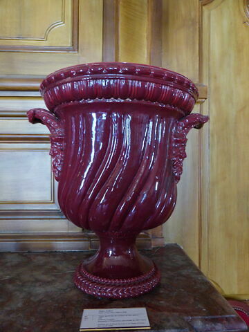 Vase imitant le porphyre, appartient à une paire (OAP 3698 2), image 2/2