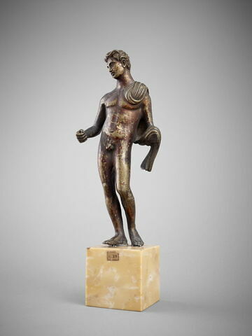 Statuette : jeune homme nu, image 3/4