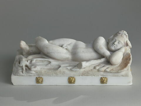 Statuette : Amour endormi, image 2/3