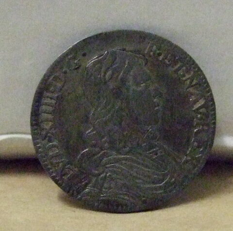 Monnaie : Louis XIV / trois coeurs sous une couronne, image 1/2