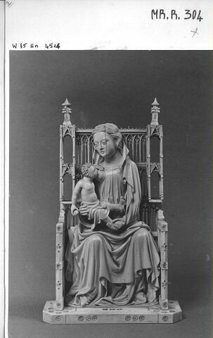 Groupe : Vierge à l'Enfant trônant, allaitant, image 3/3