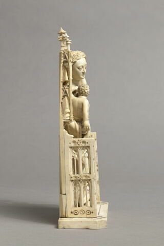 Groupe : Vierge à l'Enfant trônant, allaitant, image 4/6