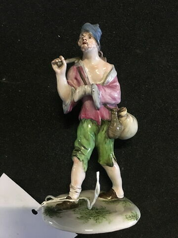 Statuette : mendiant.
Faïence.
Niderviller, XVIIIème siècle.
Don Bichet, 1911.