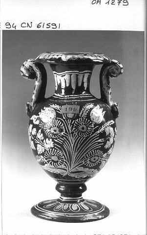 Vase ovoïde à deux anses, image 7/8