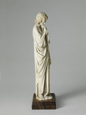 Statuette provenant du groupe représentant la Descente de Croix : saint Jean, image 6/12