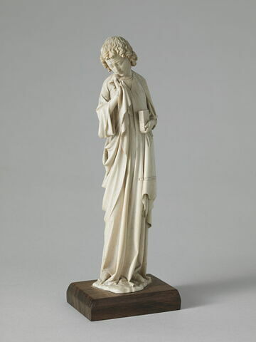 Statuette provenant du groupe représentant la Descente de Croix : saint Jean, image 9/12