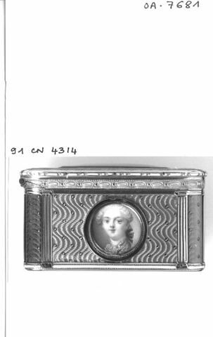 Tabatière : portraits de la famille royale, image 3/10