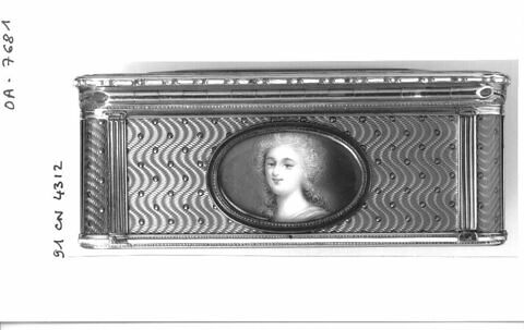 Tabatière : portraits de la famille royale, image 7/10