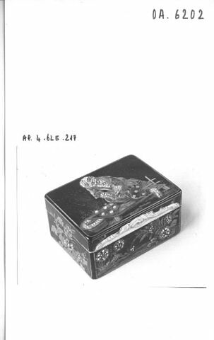 Tabatière en laque, image 3/3