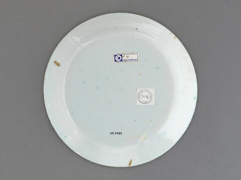 Assiette à décor chinois polychrome, image 2/3