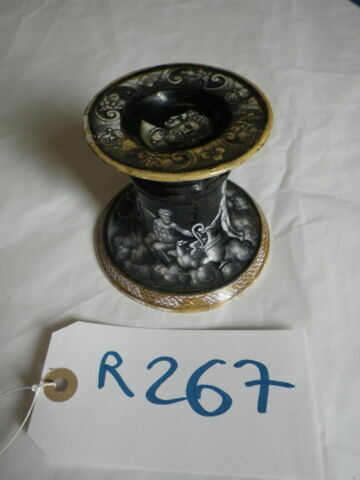Salière ronde : Sujets mythologiques, image 5/10