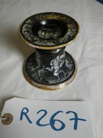 Salière ronde : Sujets mythologiques, image 8/10