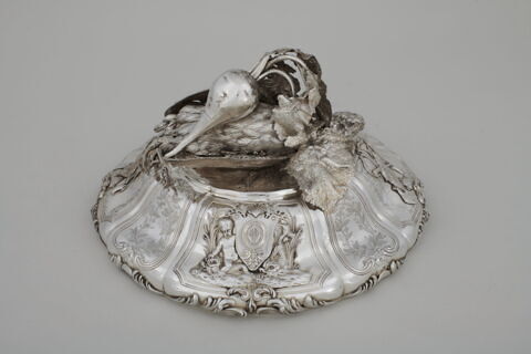 Couvre-plat du service "Penthièvre-Orléans" (associé à INV 75.7.2, 3, 4)