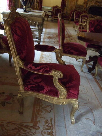 Fauteuil de style Louis XV, image 3/3