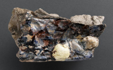 Fragment de brique : rocaille jaspée, image 1/1