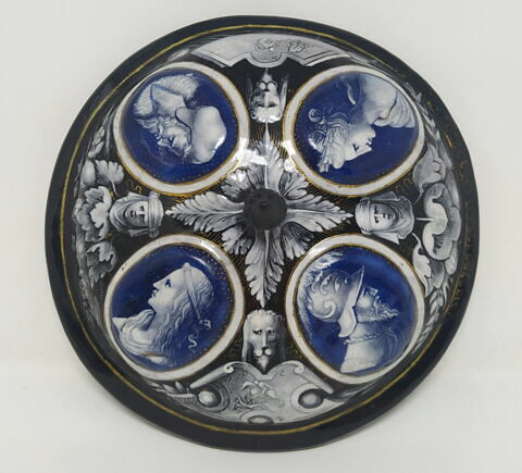 Coupe couverte : Jupiter entre Vénus et Mercure, image 5/7