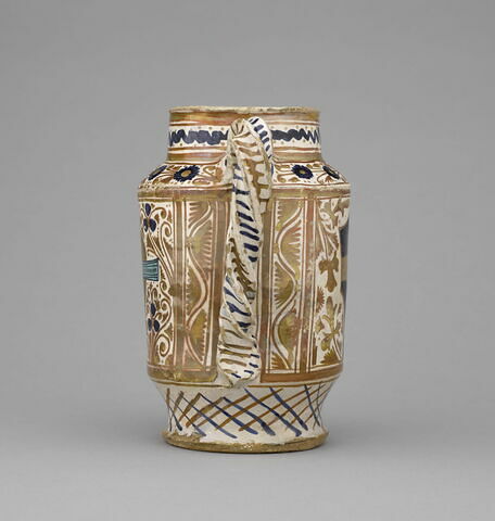 Vase à deux anses torsadées :  armoiries des Baglioni de Pérouse, image 3/3
