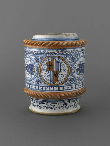 Albarello : armoiries des Doria, image 4/11