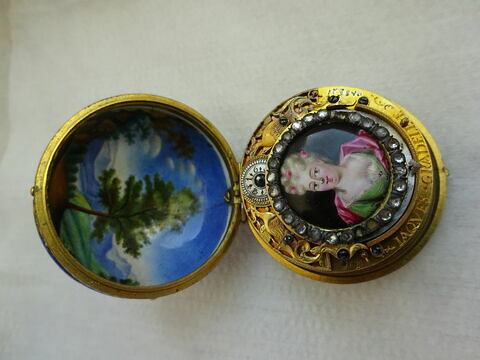 Montre ronde, image 2/3