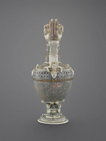 Aiguière au chiffre de Gilles II de Montmorency-Laval († 1559), image 4/25