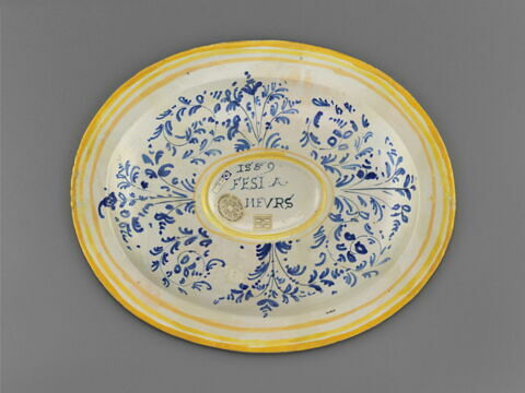 Plat ovale : Le Triomphe de Galatée, image 2/3