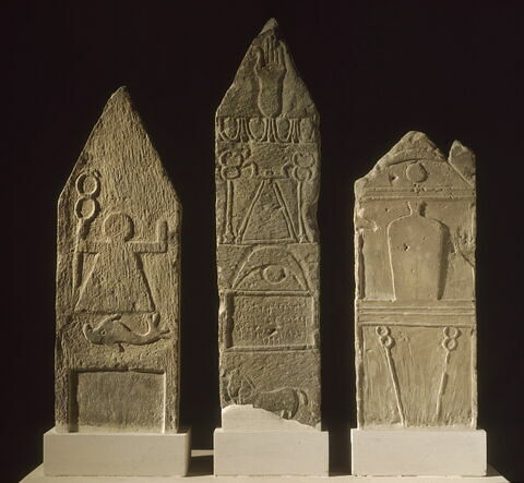 stèle ; objet votif, image 3/4