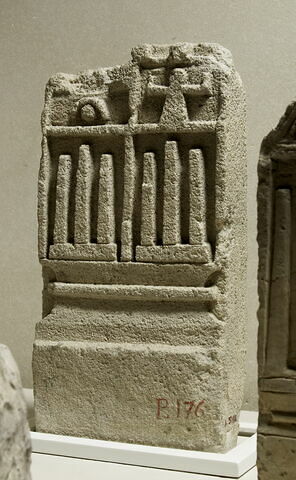 stèle ; objet votif