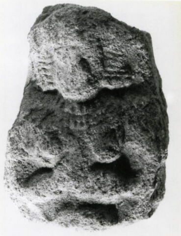 figurine, image 2/2