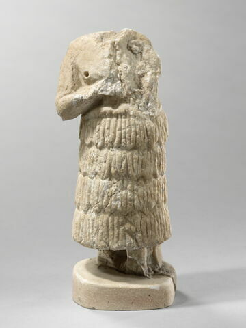 statue, image 7/15