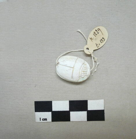 scarabée ; cachet ; amulette, image 2/2