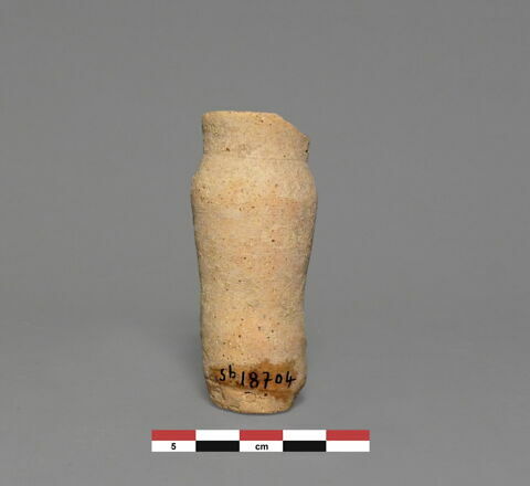 vase, image 1/1