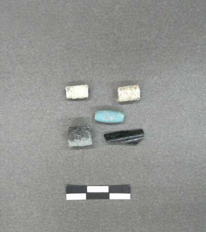 perle, image 2/2