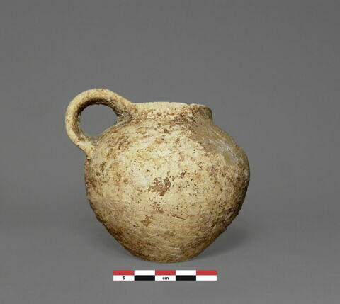 vase, image 1/1