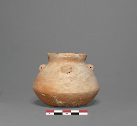 vase, image 1/1