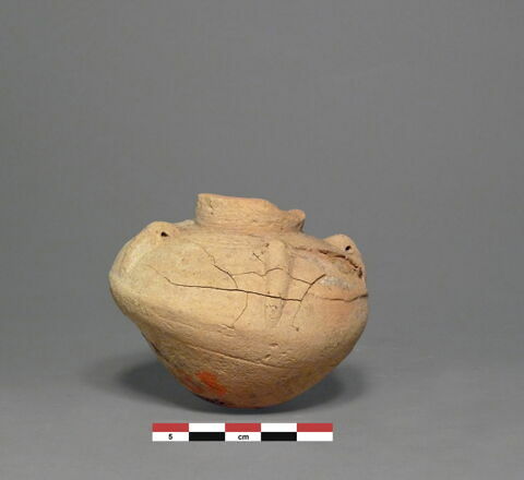 vase, image 1/1