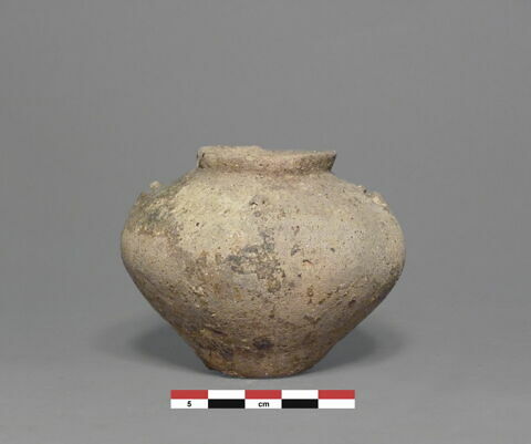 vase, image 1/1