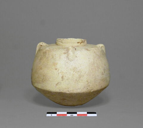 vase, image 1/1