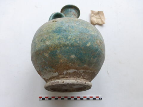 vase, image 1/1