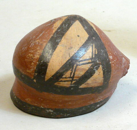 vase, image 3/3