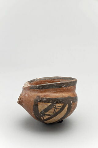 vase, image 2/3