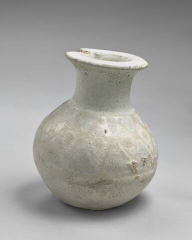 vase, image 2/4