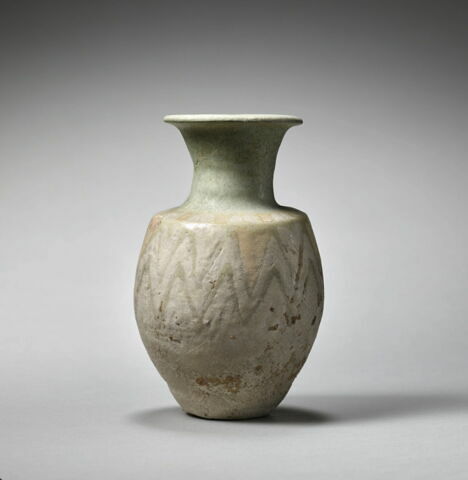 vase, image 2/5