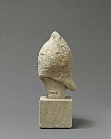 statue, image 5/5
