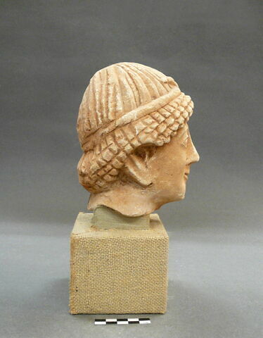 statue, image 3/4