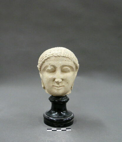 statue, image 1/2