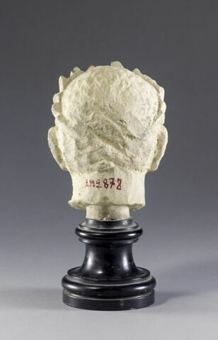 statue, image 4/6