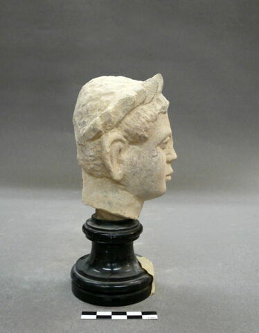 statue, image 6/6