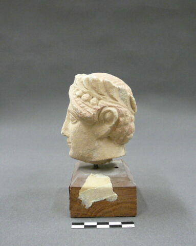 statue, image 2/3