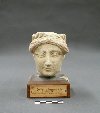 statue, image 1/3
