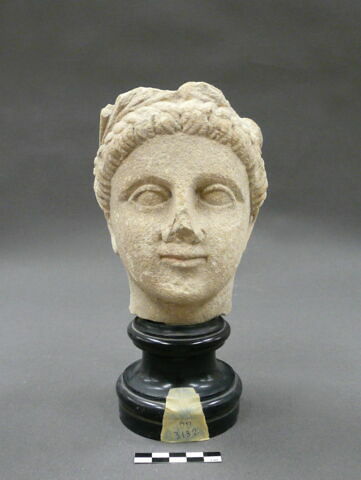statue, image 1/2